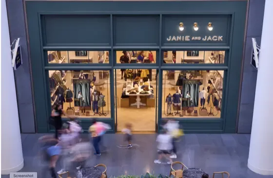 Janie and Jack mall storefront with synchronized window displays